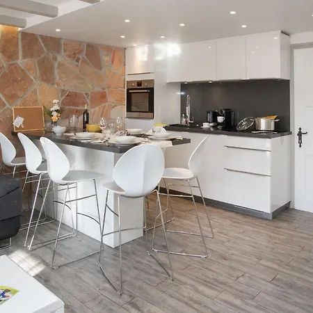 Stem 2 By Interhome *